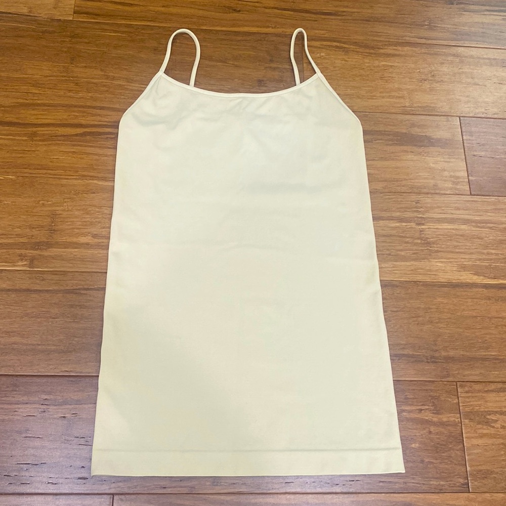 Fitted spaghetti strap tank top light skin color/tan